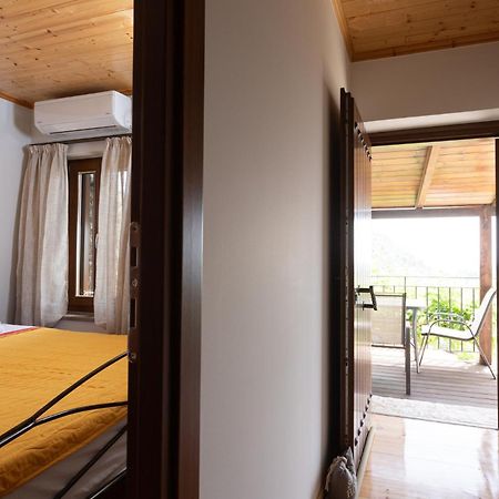 To Spiti Sto Castro Apartman Návpaktosz Kültér fotó
