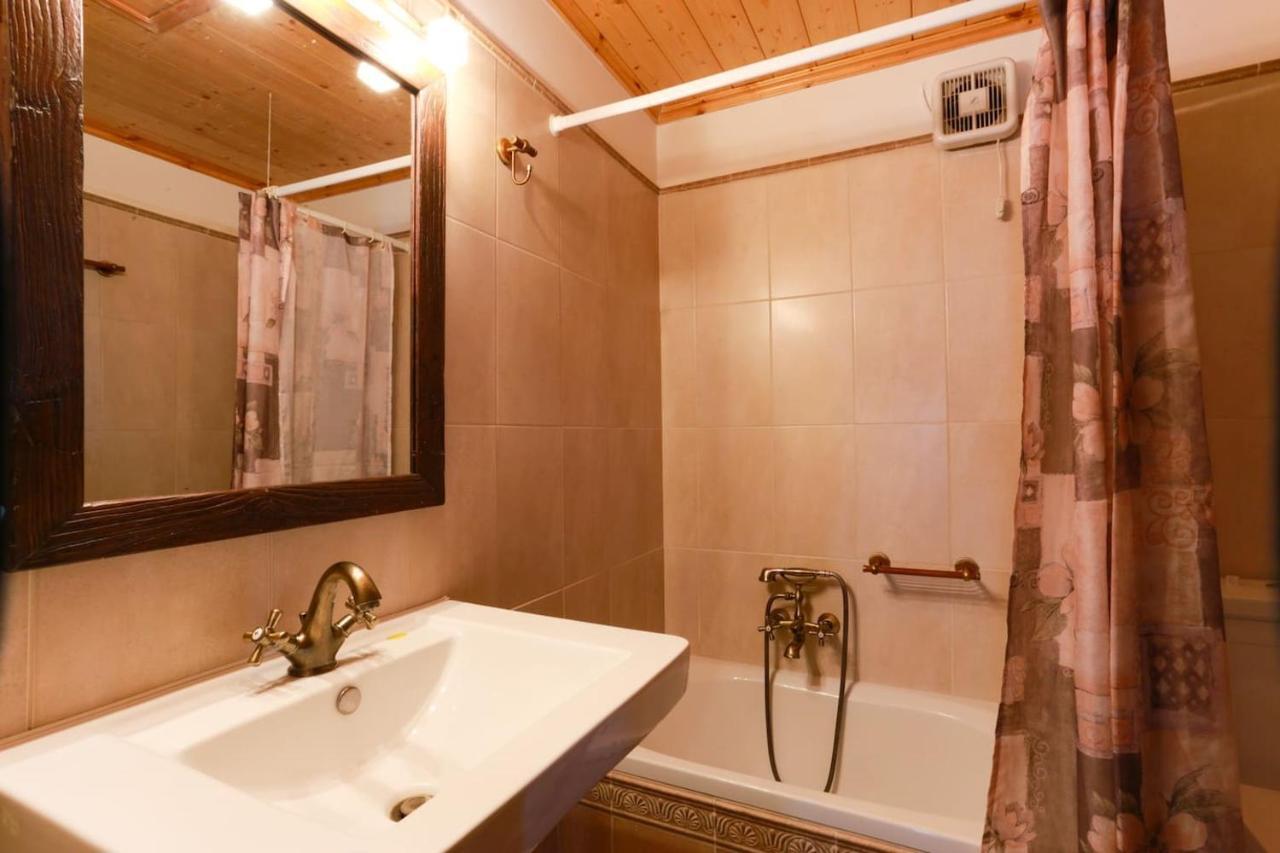 To Spiti Sto Castro Apartman Návpaktosz Kültér fotó